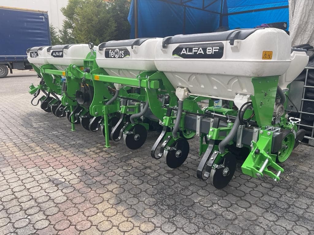 Row Planter — ALFA 8F